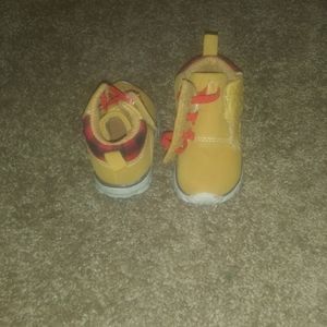 Baby shoes